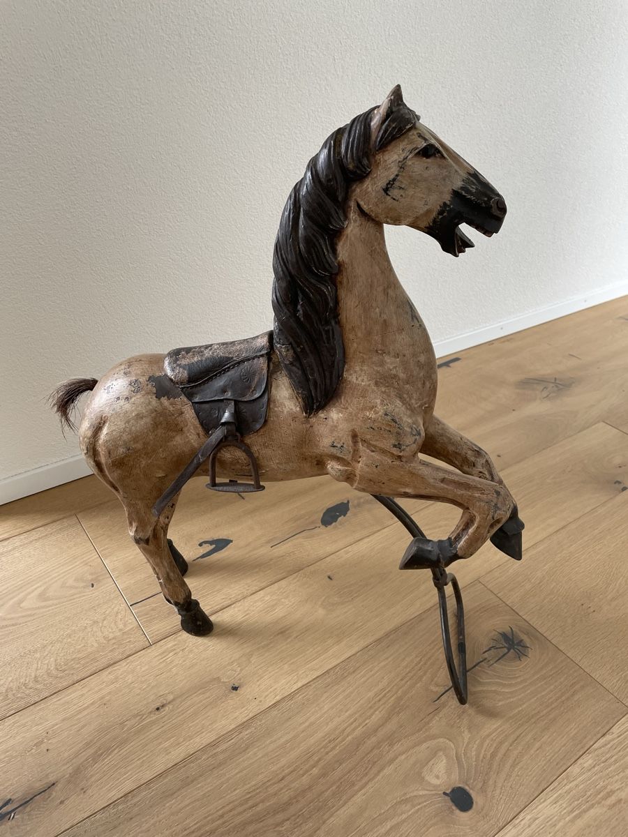Statuette: Antikes Karussell-Pferd aus Holz – Usato da Zürich venduto da cri_vcf7 2