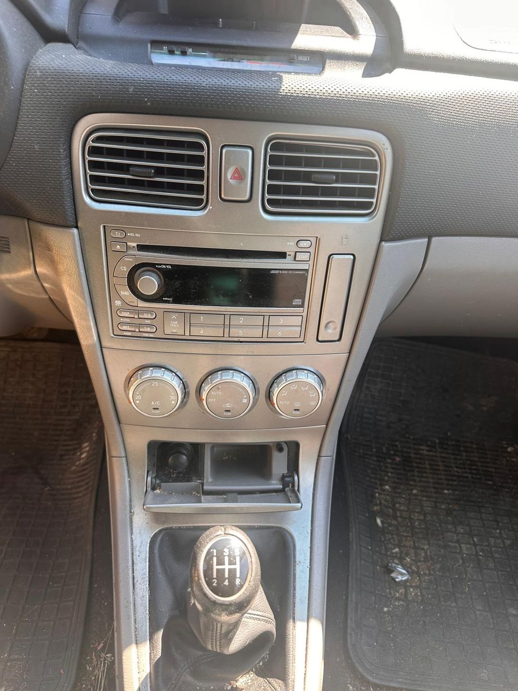 Subaru Automobili: Subaru Forester 4x4 Silber Gebrauchtwagen – Usato da kehrsatz venduto da AutocenterKehrsatz 7