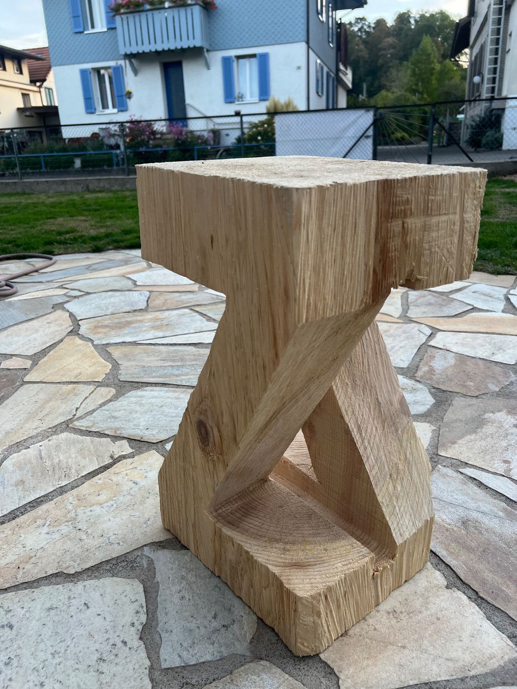 Tabourets: Holz Hocker – D'occasion à Rüegsauschachen par luk_h5tw 2