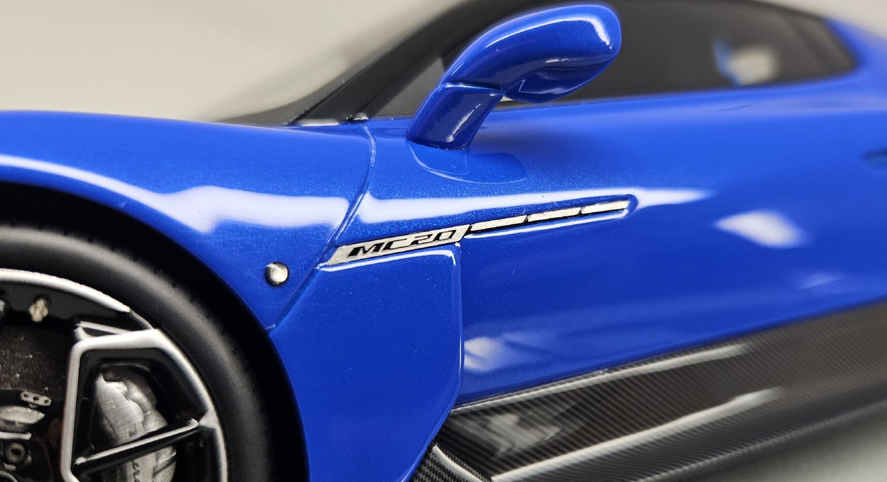 BBR Models Modellautos: 1:18 Maserati MC20 Coupe - BBR - Neu – Neu und originalverpackt aus Goldach von P.X.A. 7