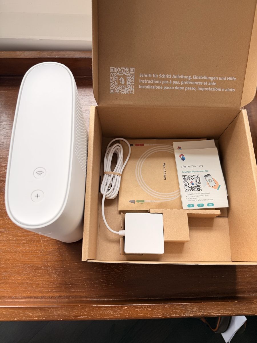 Swisscom Modem & Router: Swisscom Internet-Box 5 Pro – Nuovo (secondo la descrizione) da Küsnacht ZH venduto da Manuelmarc 1