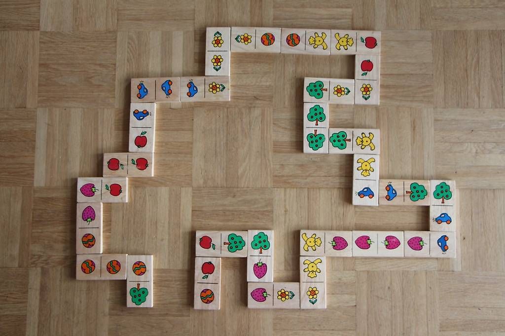 Giochi: Diverse Spiele & ein Bastelbuch – Usato da Rüdtligen venduto da Vortigern 2
