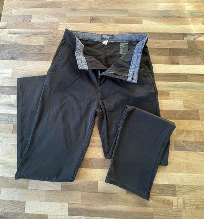 Hose schwarz von H&M für Jungen in Grösse 164