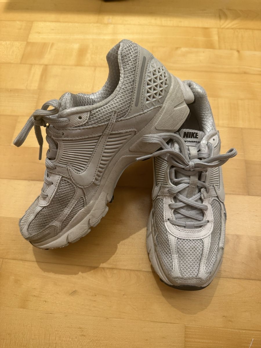 Nike Scarpe da uomo: Nike Schuh Grösse EU 39 gebraucht – Usato da Boll venduto da naj_8w6f