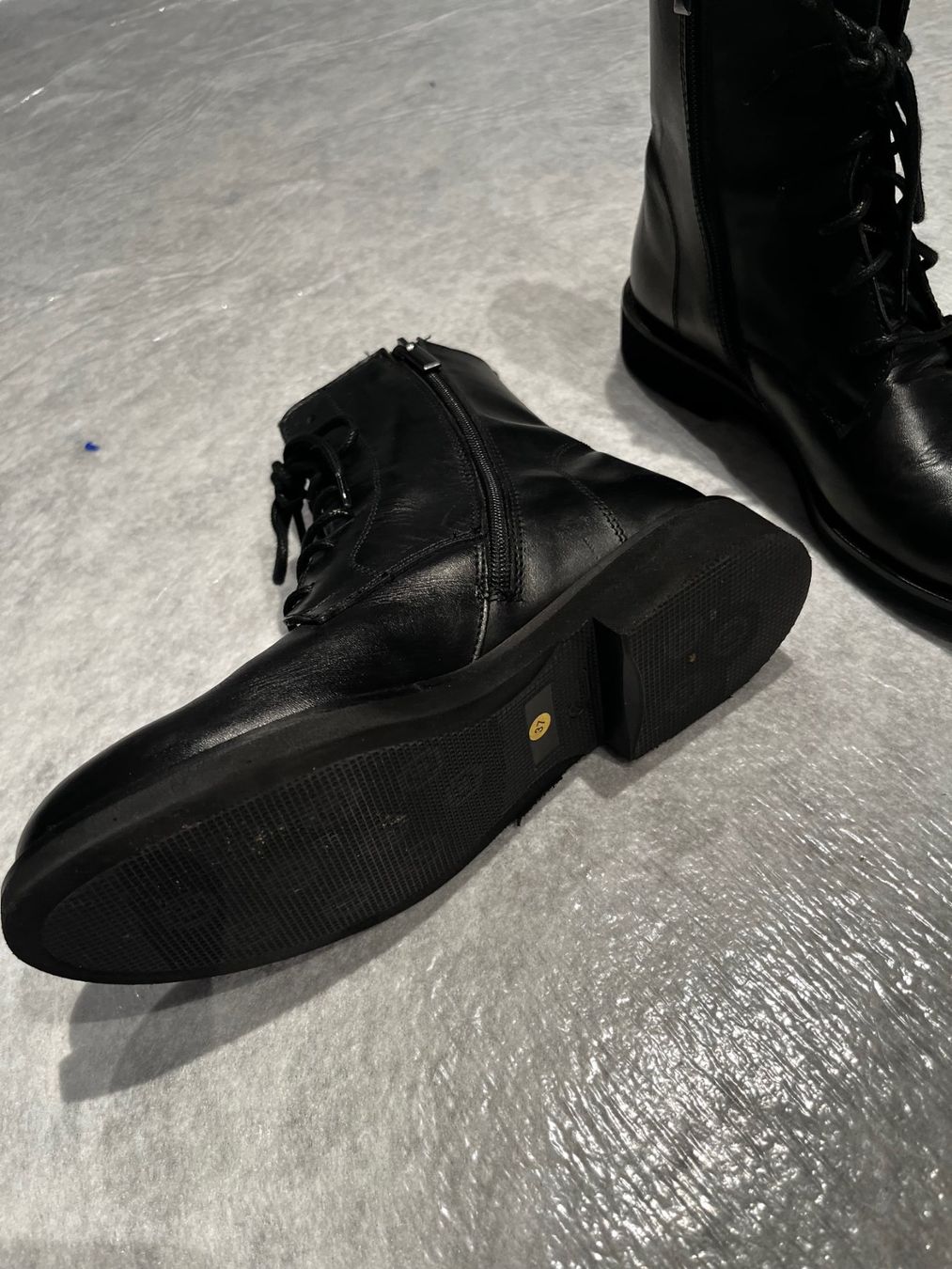 Scarpe da donna: Lederboots von Day – Usato da Herrliberg venduto da Optosonic 1