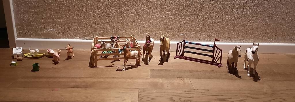 Giocattoli: Schleich verschiedenes Zubehör – Usato da Dozwil venduto da bienemaya012