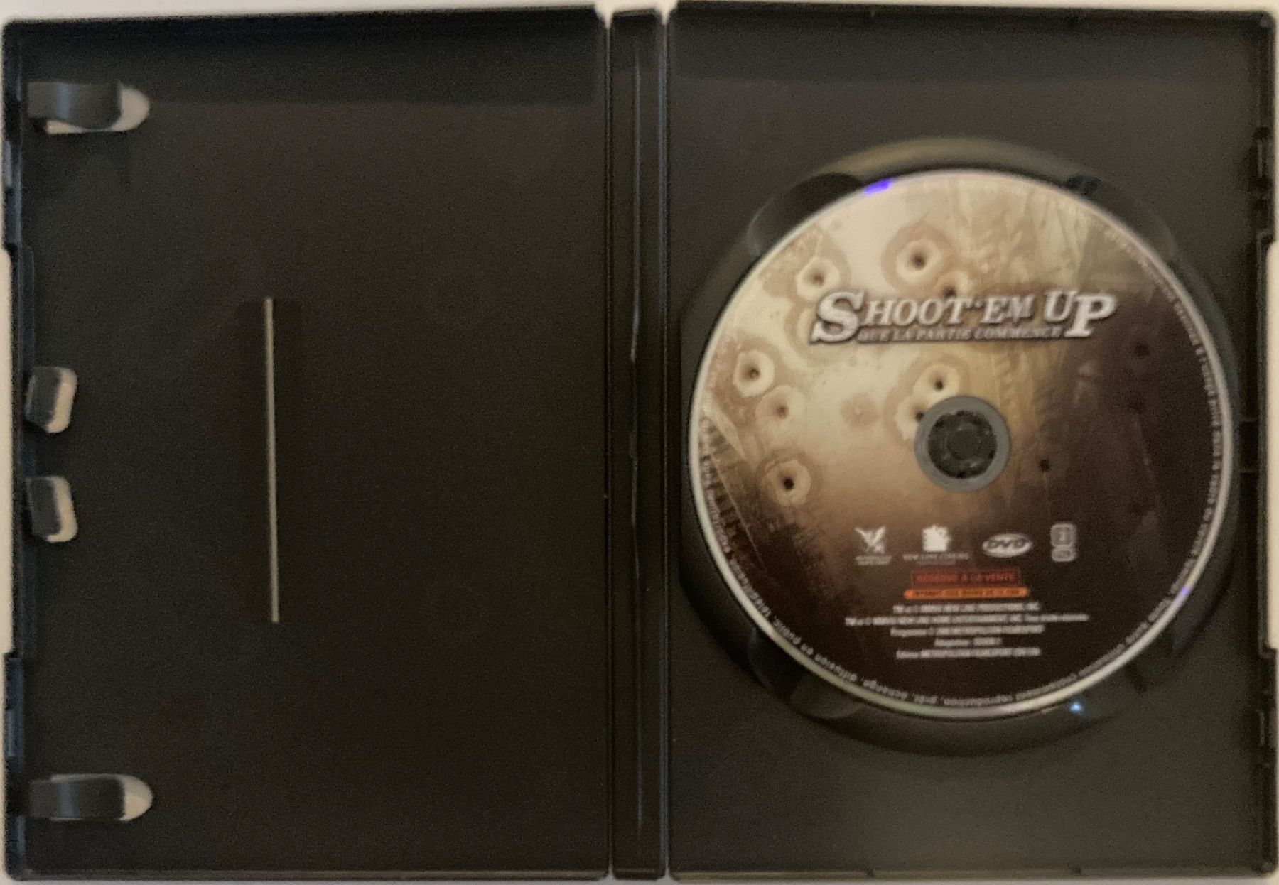 Tutti i DVDs: SHOOT 'EM UP (QUE LA PARTIE COMMENCE) – Usato da Poliez-Pittet venduto da Newtown-Records 2