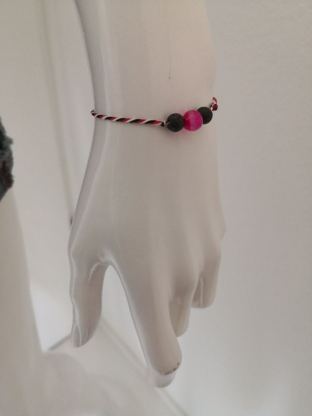 Armbänder & -reifen: 🤩2 STK: DREIFARBIGE GLÜCKS-ARMBÄNDER JAVA-STEIN & PERLEN – Gebraucht aus Olten von Naja-Twins-Twins 5