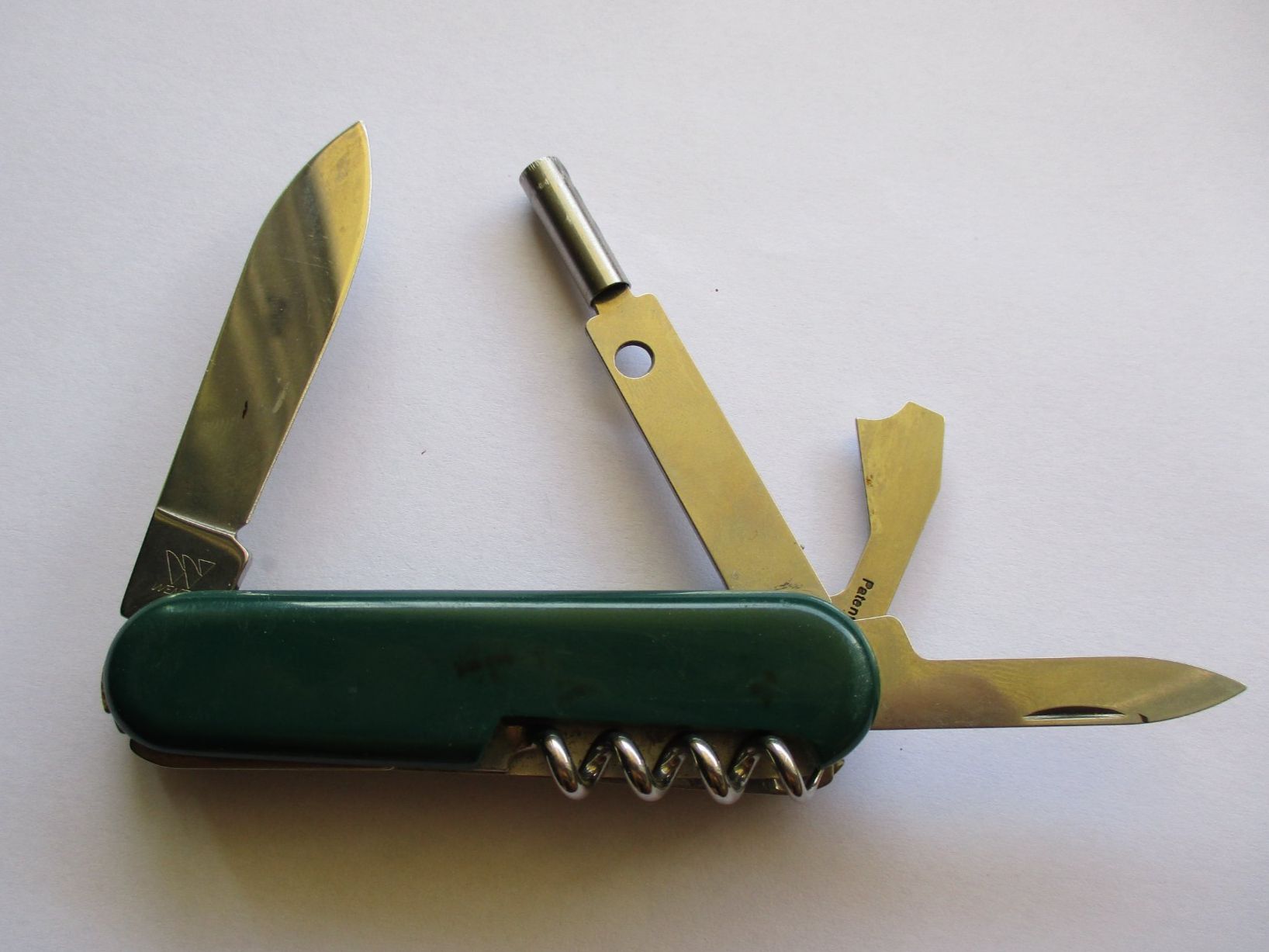 Wenger Taschenmesser: Couteau suisse Wenger vert – Gebraucht aus La Sarraz von vic_v6kz 2