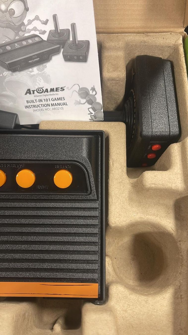 Atari Konsolen: ATARI FLASHBACK 7 CLASSIC GAME CONSOLE – Neu und originalverpackt aus Zürich von  4