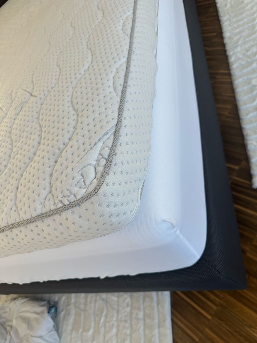 Matelas: Topper zu verschenken  – D'occasion à Döttingen par Marina_Breit 1