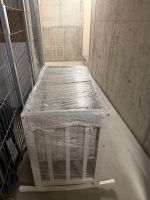 Baby Wiege weiss mit Matratze fast neuwertiger zustand