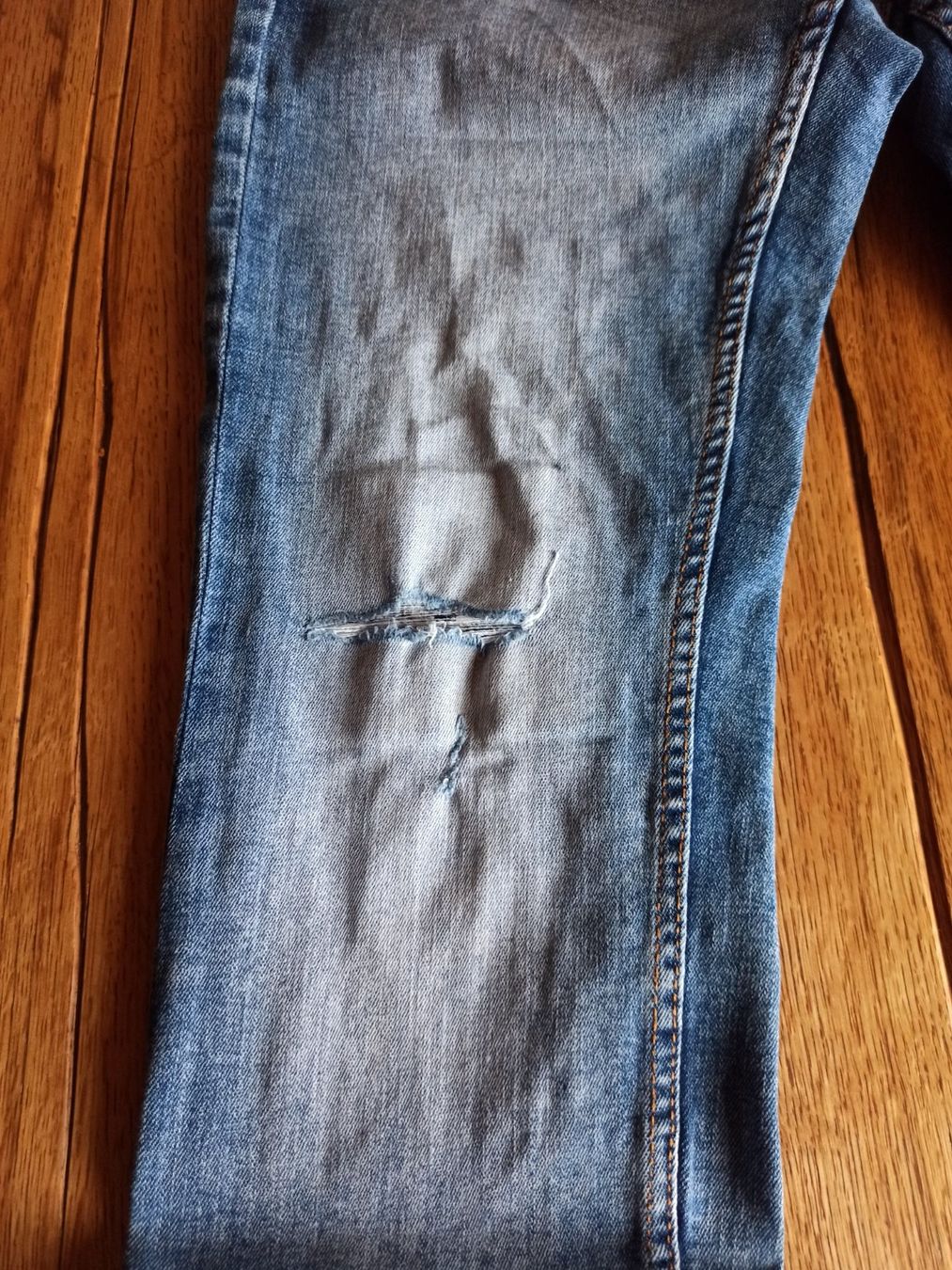 Jeans: Jeanshose – Gebraucht aus Niederwil AG von Nioc28 2