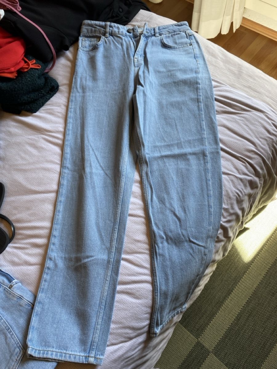 Lotti di vestiti: 2x Jeans hellblau Gr. 38! 👖 – Usato da Schachen LU venduto da ali_hz6l 3