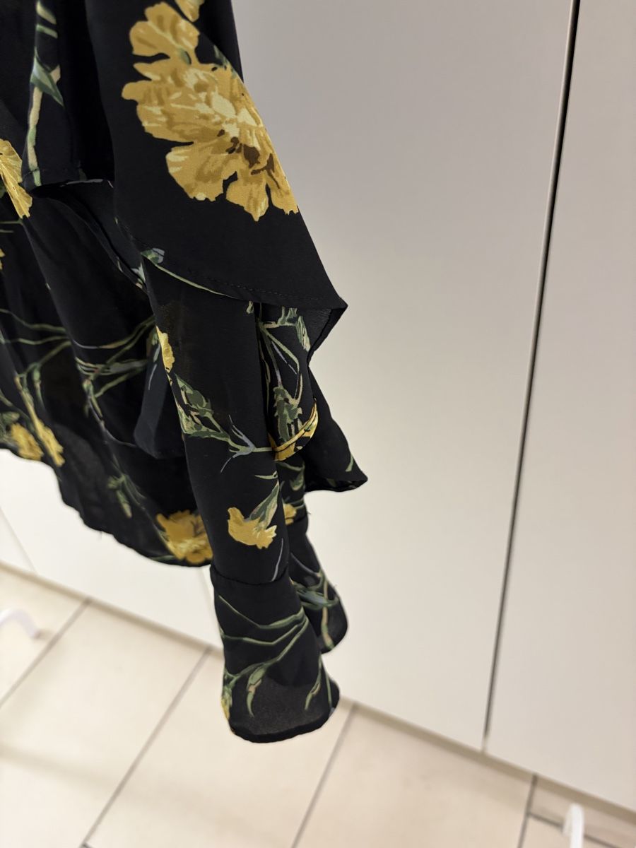 Blusen: Bluse Blumenmuster – Gebraucht aus Zürich von malo_8 2