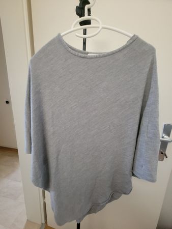 Damen Poncho grau asymmetrisch guter Zustand