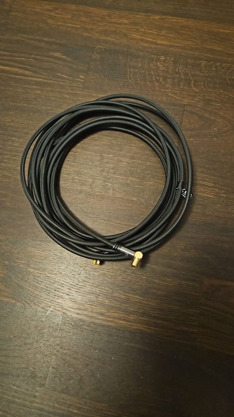 Cavi: HDTV Antennenkabel – Usato da Uzwil venduto da Robi007