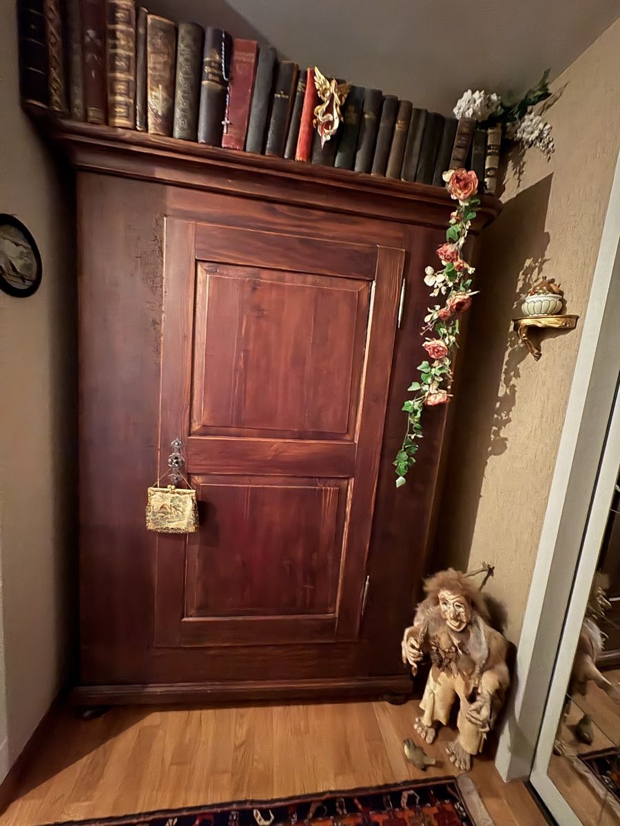 Armadi: Kleiderschaft massiv Tannenholz – Usato da Kernenried venduto da larisu