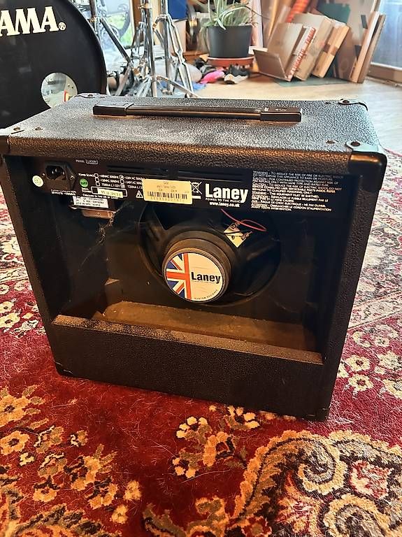 Amplificateurs: Laney LX25R – D'occasion à Tafers par cherrybomb. 2