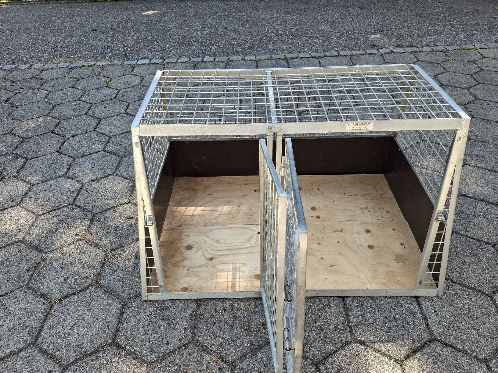 Gabbie, trasporto & Sicurezza: Hundebox  – Nuovo (secondo la descrizione) da Erlinsbach SO venduto da Vdundee