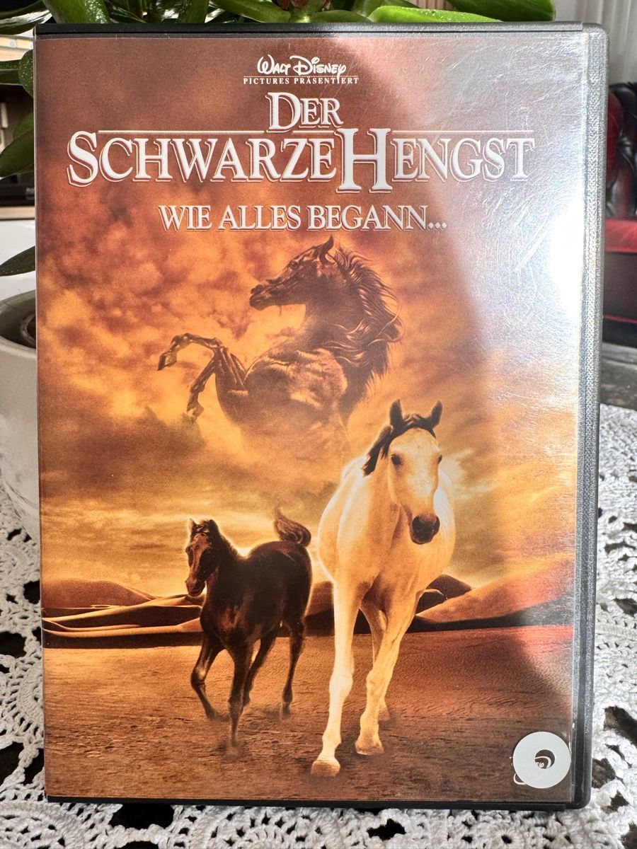 Tutti i DVDs: Der schwarze Hengst DVD Pferdefilm – Usato da Emmenbrücke venduto da Steipler