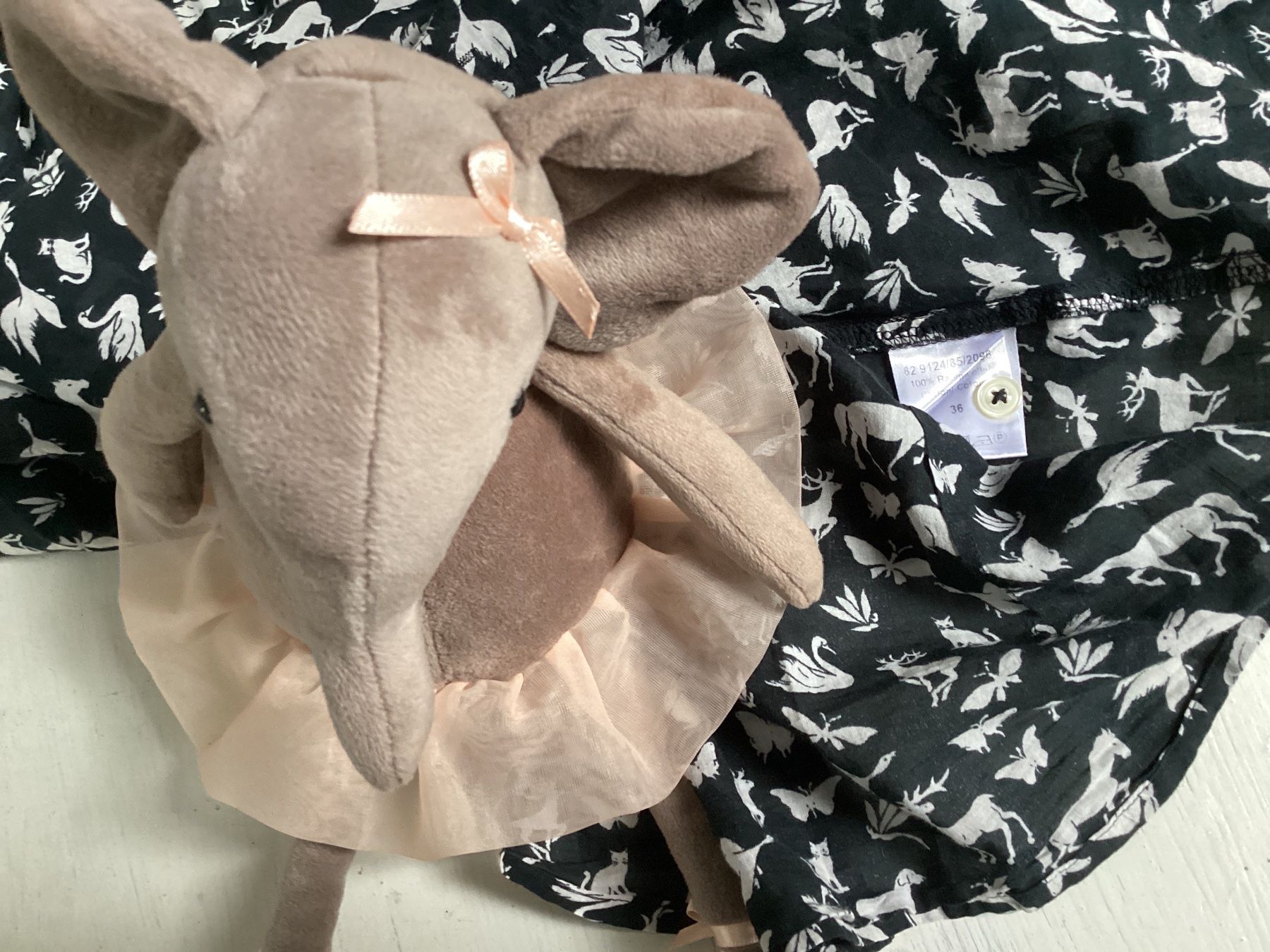 Camicette: BS Schicke Bluse mit Tiermuster, Gr. 36, dunkelblau – Usato da Homberg b. Thun venduto da Homata 5