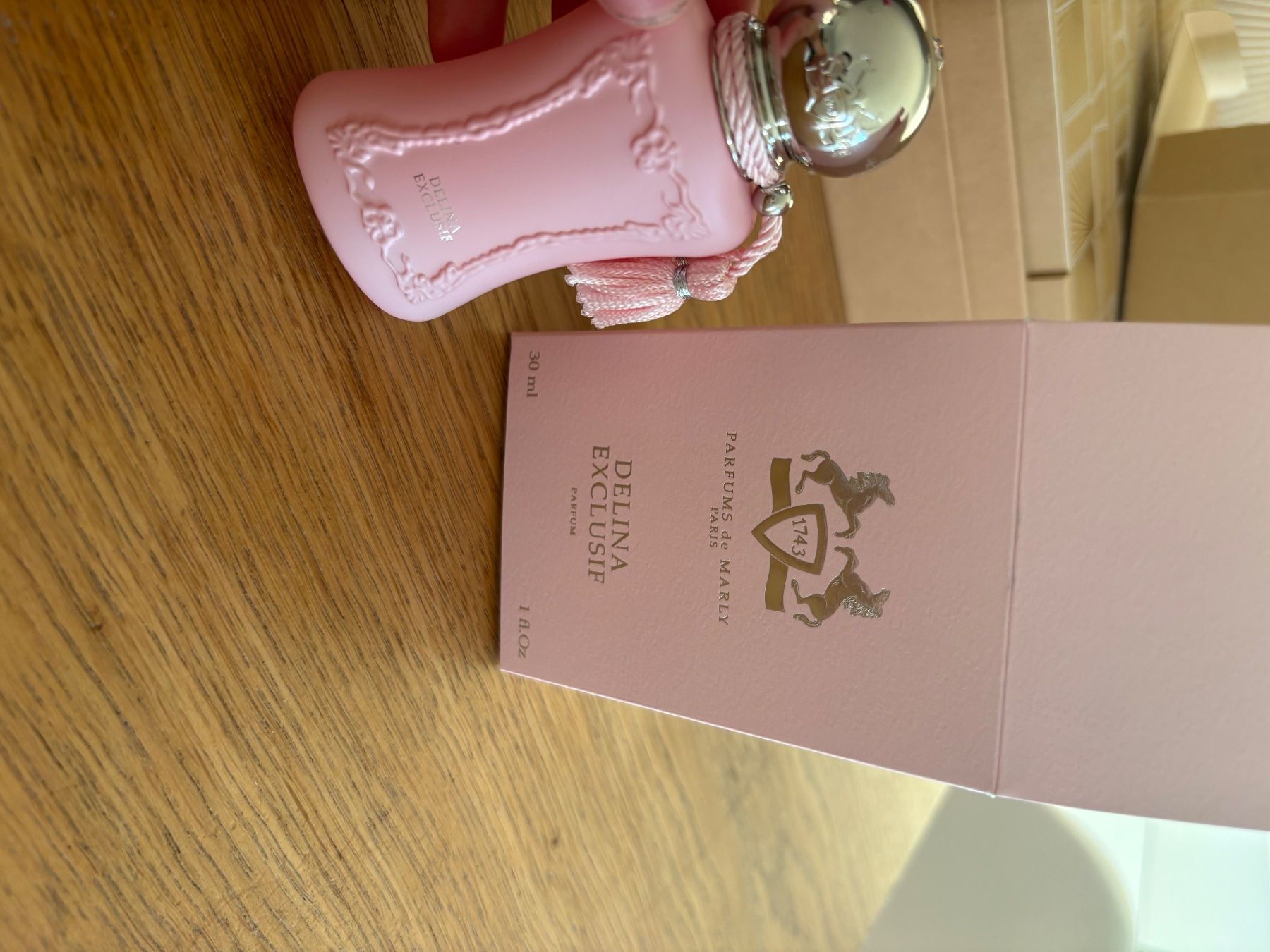 Profumi & Eau de Toilette: Delina exclusif, Parfum de Marly – Nuovo e nell'imballaggio originale da Chernex venduto da kar_p2lr 2