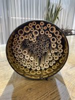 Wildbienenhotel für Schoggiliebhaber
