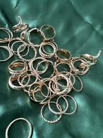 40 Stk. Goldfarbene Ringe, Modeschmuck, versch. Grössen, Top