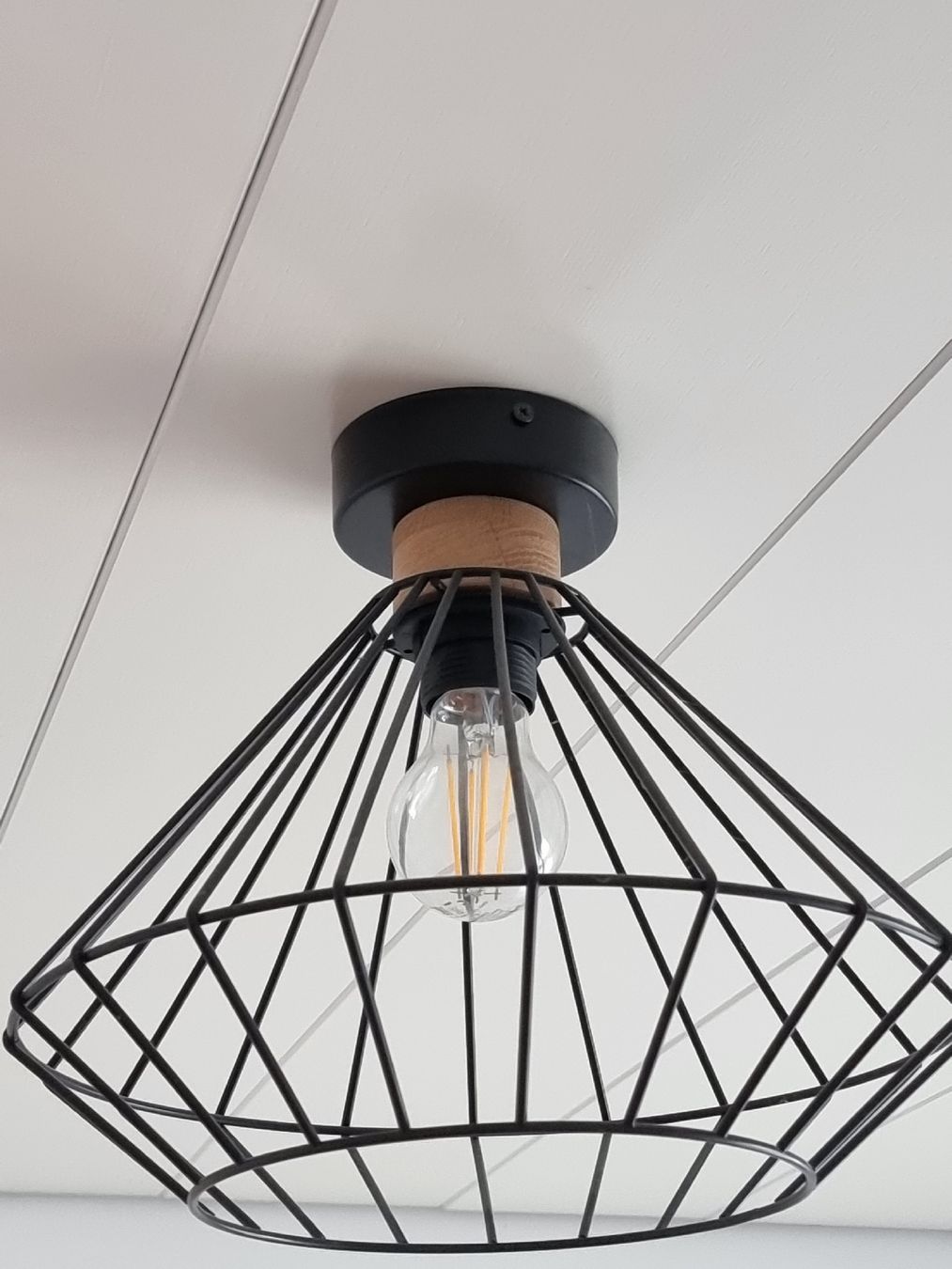 Kronleuchter & Deckenlampen: Deckenlampe Drahtkorb Schwarz Metall Holz – Neu (gemäss Beschreibung) aus Balzers von Homeandgarden 1