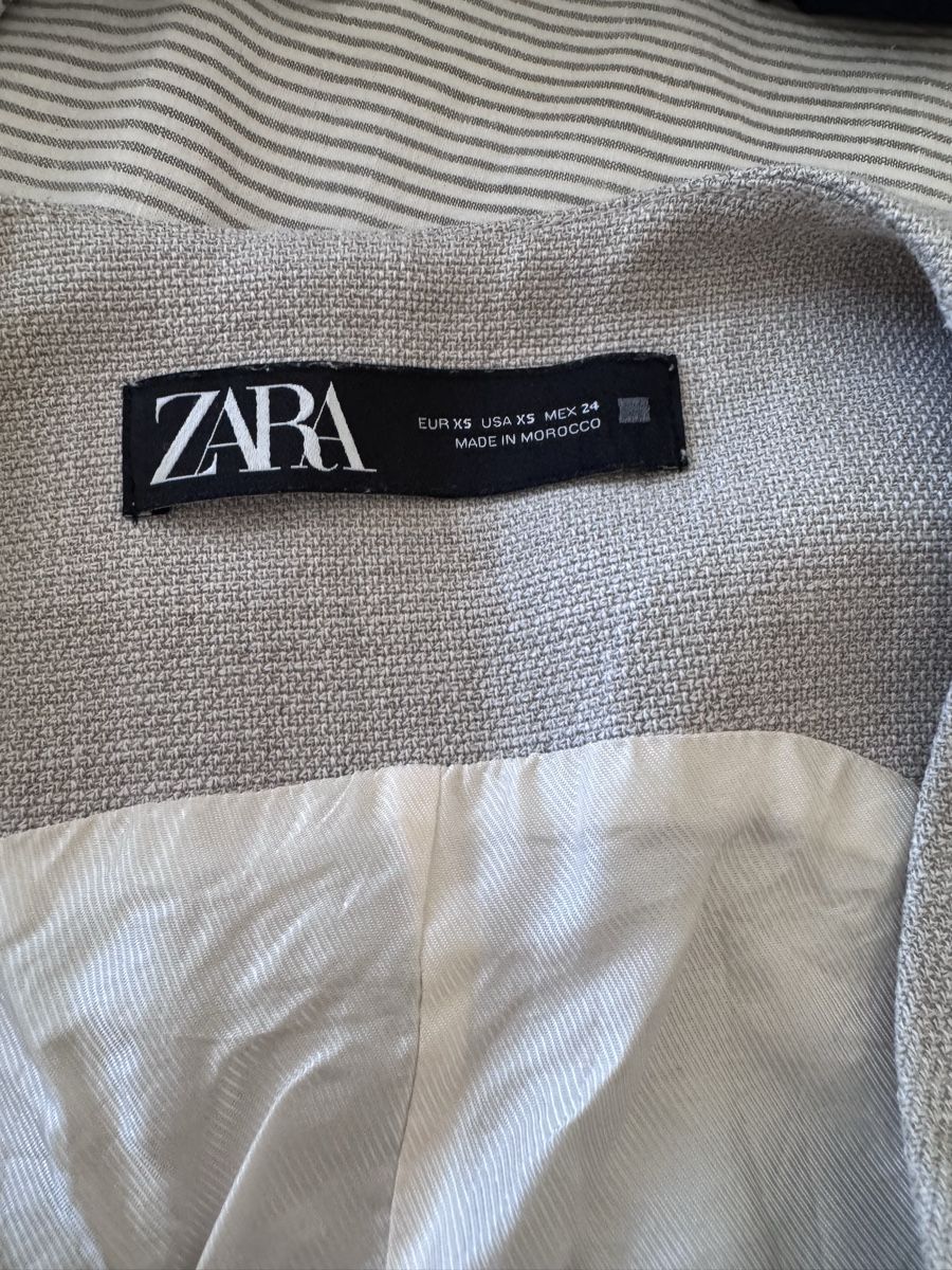 Zara Gilet & Giacche senza maniche: Zara vest – Usato da Zürich venduto da are_fm6c 2