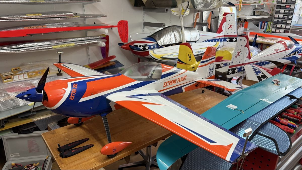 Modellismo RC: Extremeflight Extra 260 67“ – Usato da Münsingen venduto da Pilatus_2