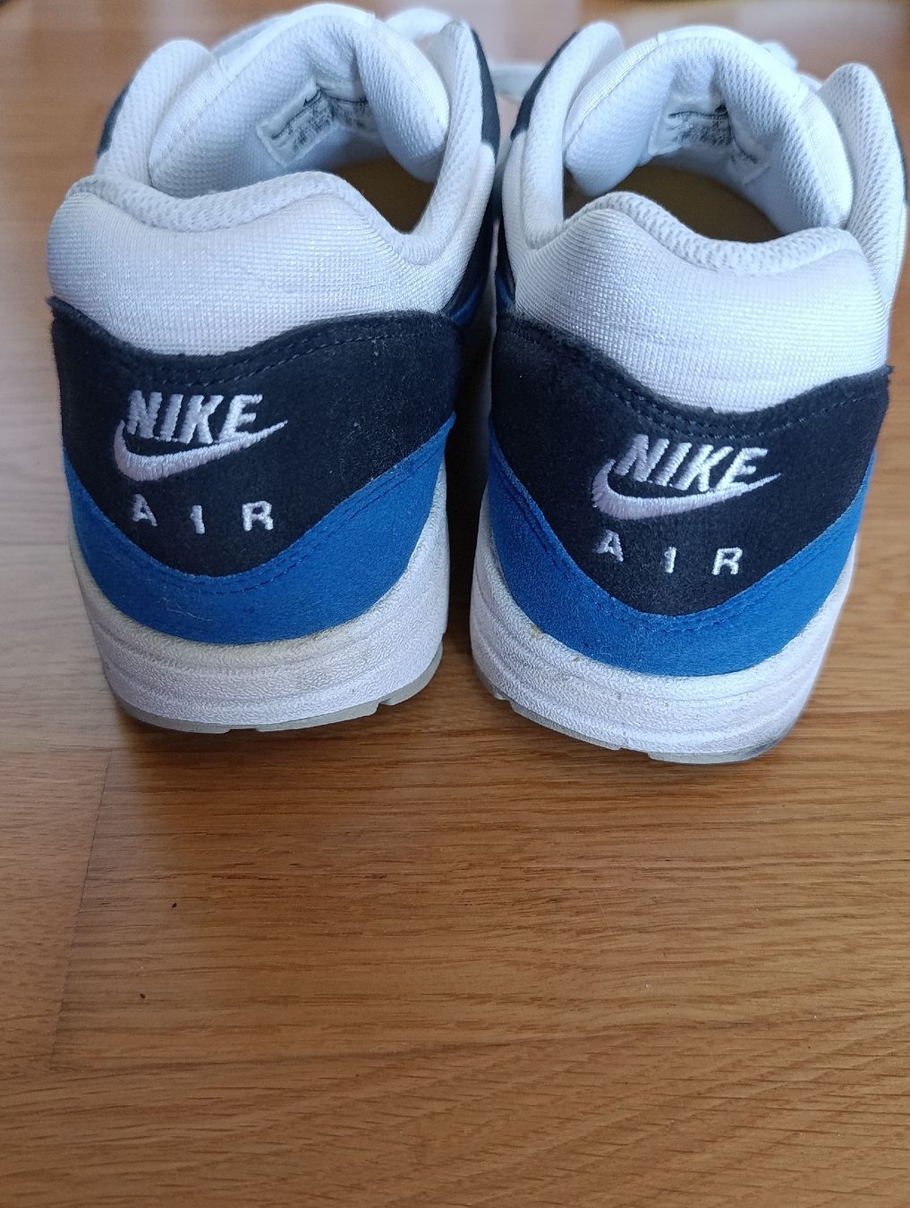 Nike Scarpe da uomo: Nike Air Max 1 Grösse 42.5 – Usato da Baar venduto da L.isa28 2