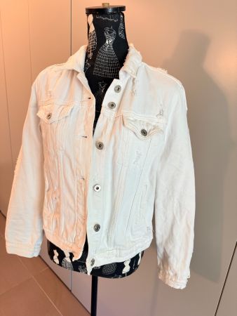 Weisse Jeansjacke, Gr. M, ideal für den Frühling!