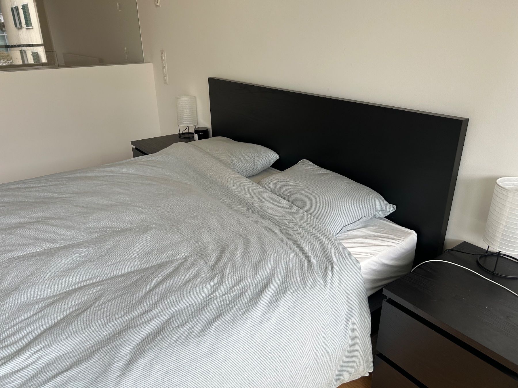 Ikea Letti: IKEA MALM Bed Frame + 2 Bedside Drawers – Nuovo (secondo la descrizione) da Zürich venduto da wil_b2zc 1