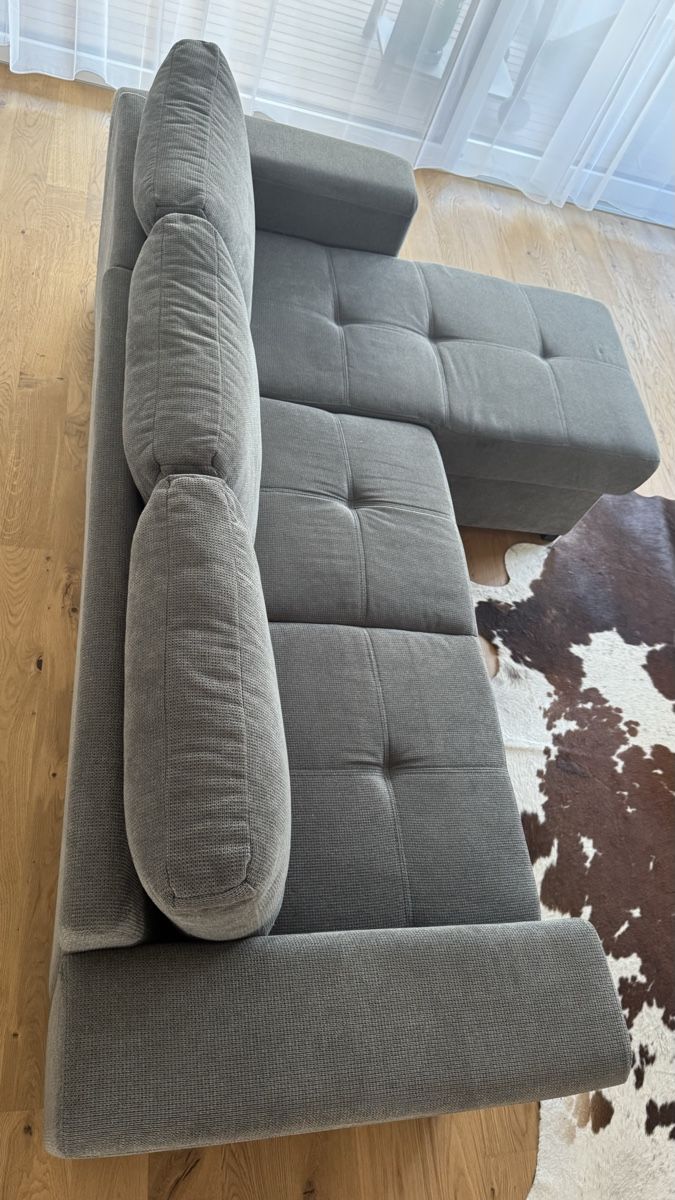 Sofas: Graues Ecksofa mit Schlaffunktion und Stauraum – Gebraucht aus Ins von 19chiara91 3