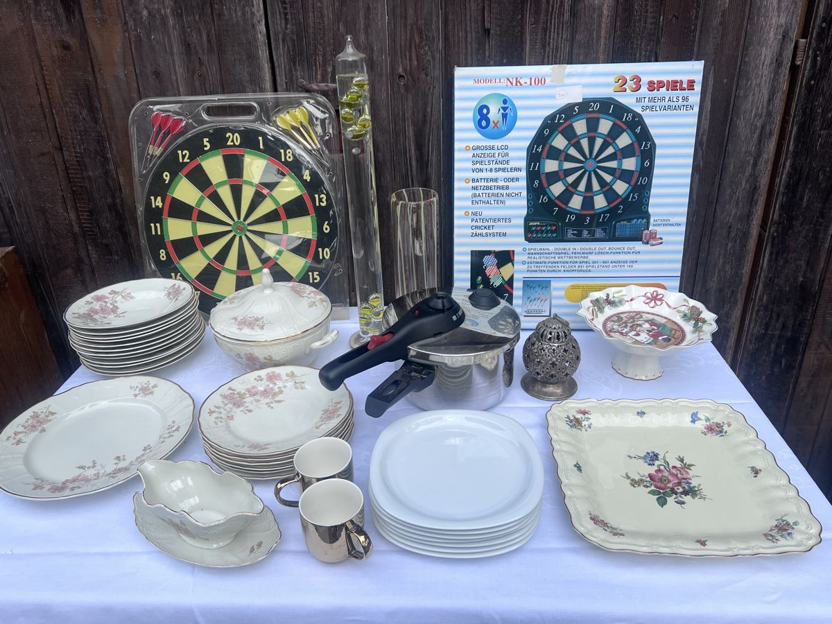 Services de table: Verschiedene Geschirr set  ( 101) – D'occasion à Glattfelden par maa_qcj8