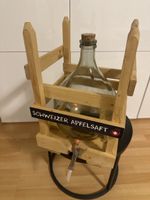 Mostflasche mit Holzgestell