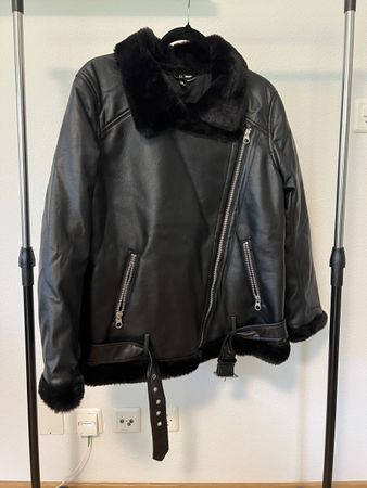 Biker Jacke Divided H&M schwarz Kunstfell Grösse M