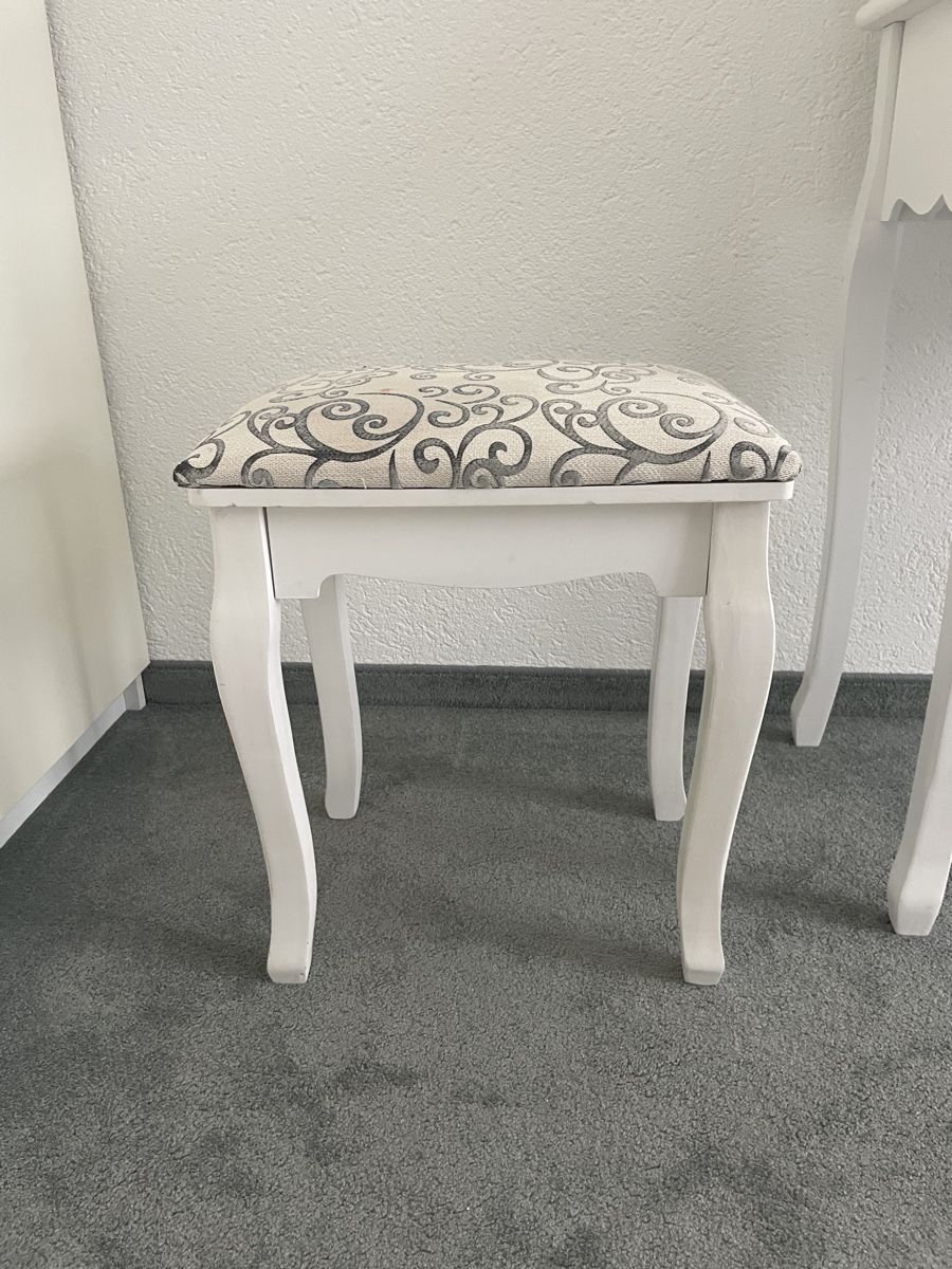 Schminktische: Schminktisch – Gebraucht aus Morgarten von anrola 3