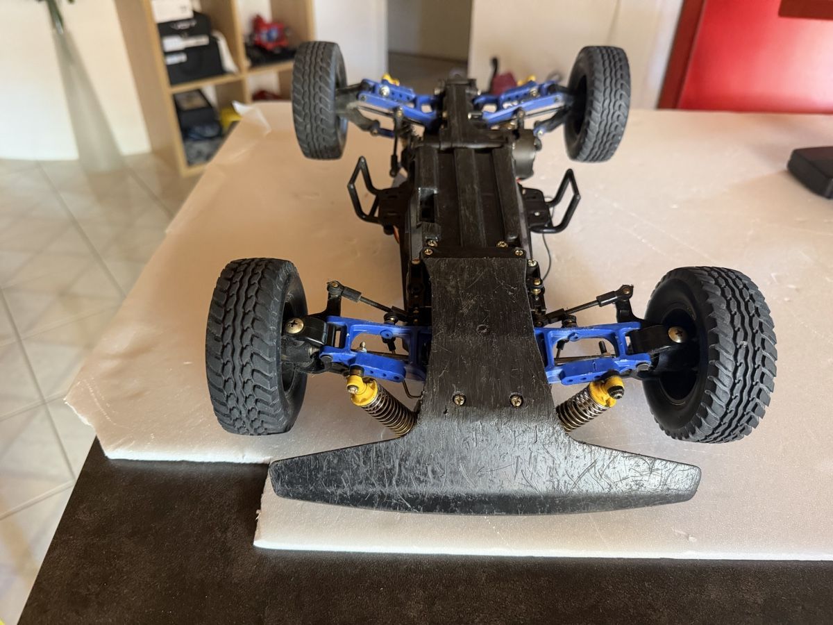 Kyosho Modellismo RC: BUGGY  KYOSHO-TAMIYA  4WD – Usato da Apples venduto da Gasscret 3