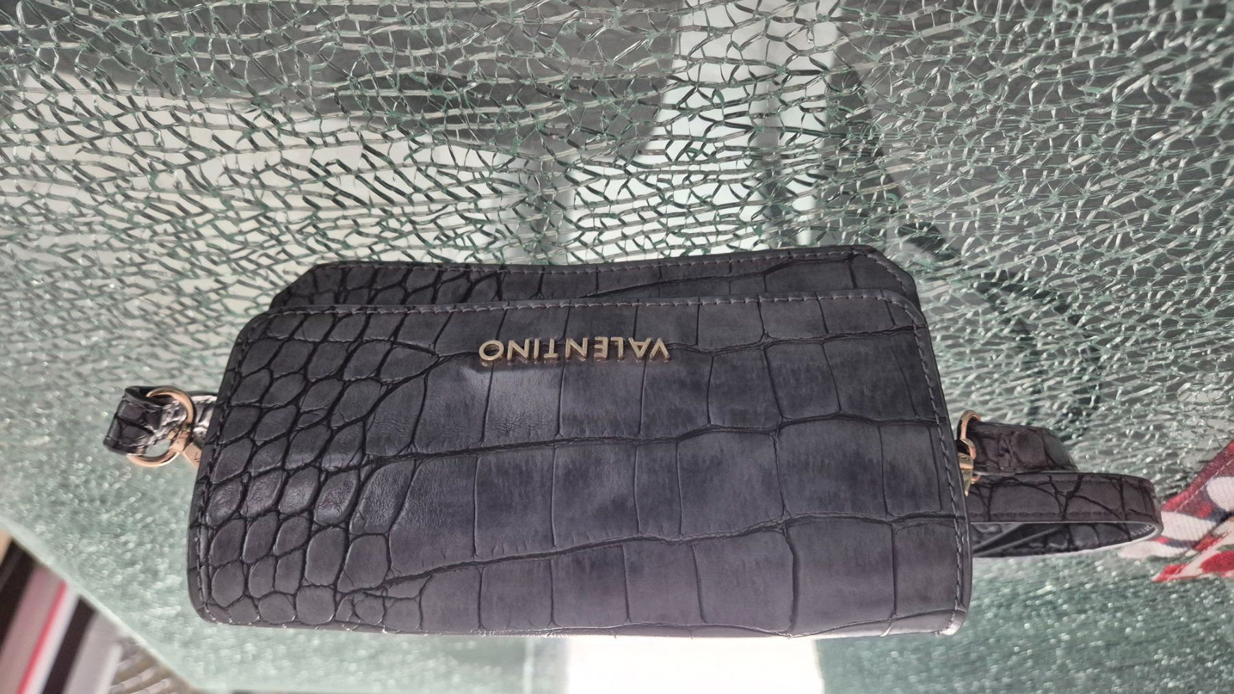 Valentino Taschen für Damen: Mini borsa Valentino – Neu (gemäss Beschreibung) aus Gordevio von RUBY104