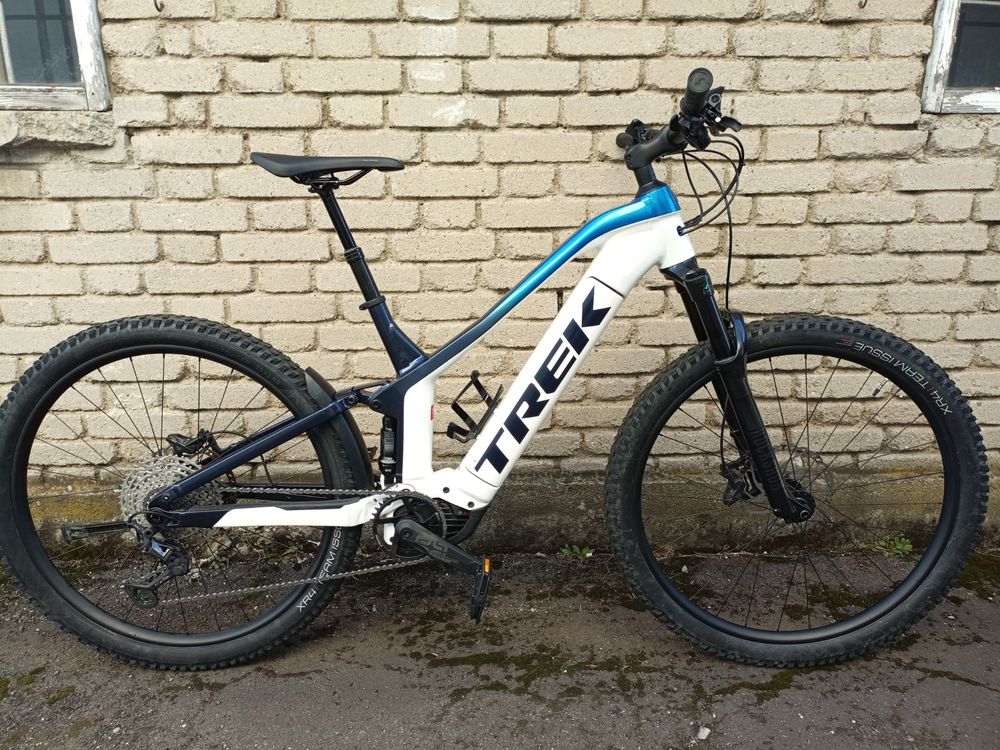 Trek powerfly deals 7 e bike