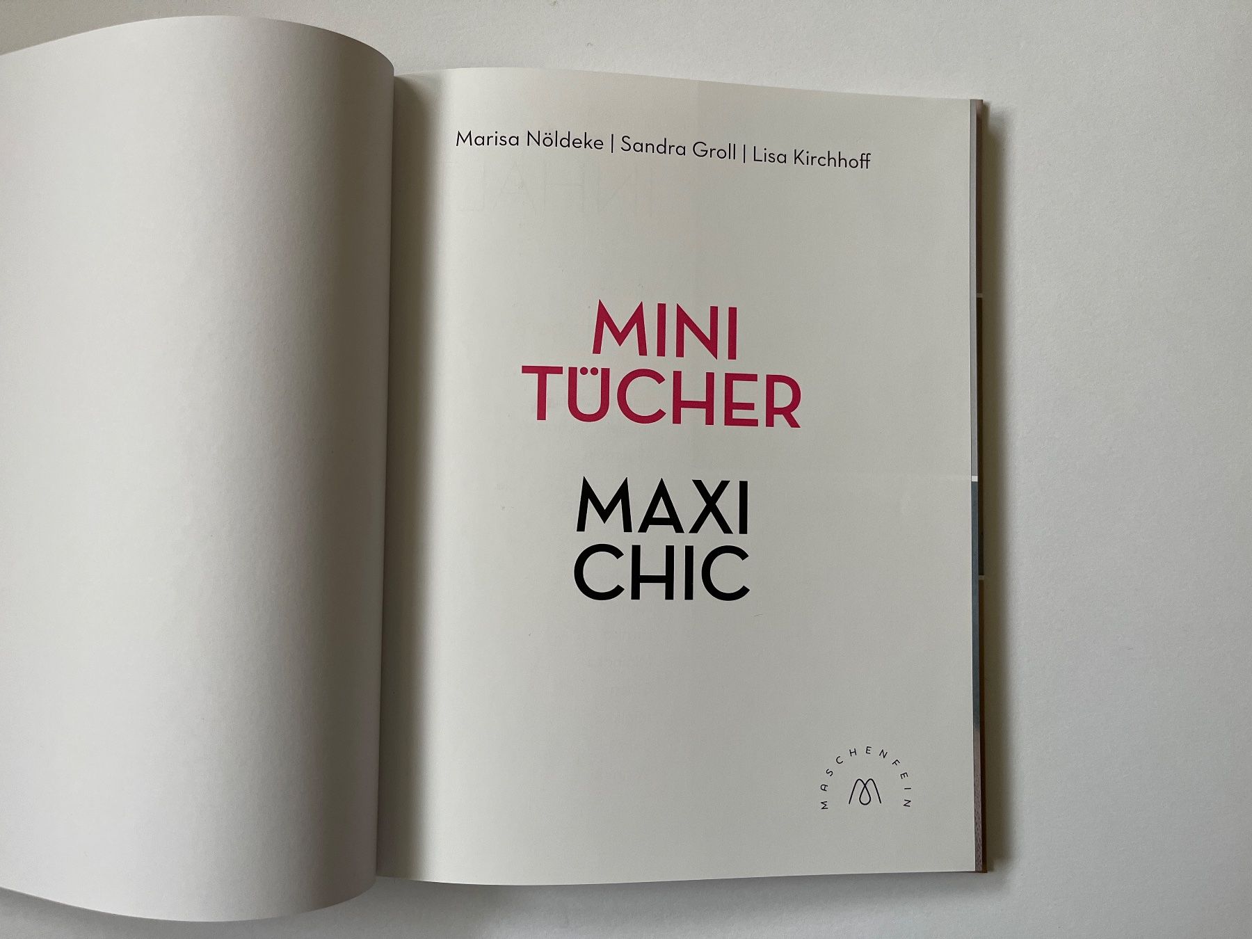 Libri: Buch "Mini TÜCHER - Maxi CHIC" von Maschenfein – Nuovo (secondo la descrizione) da Bern venduto da click4buying 2