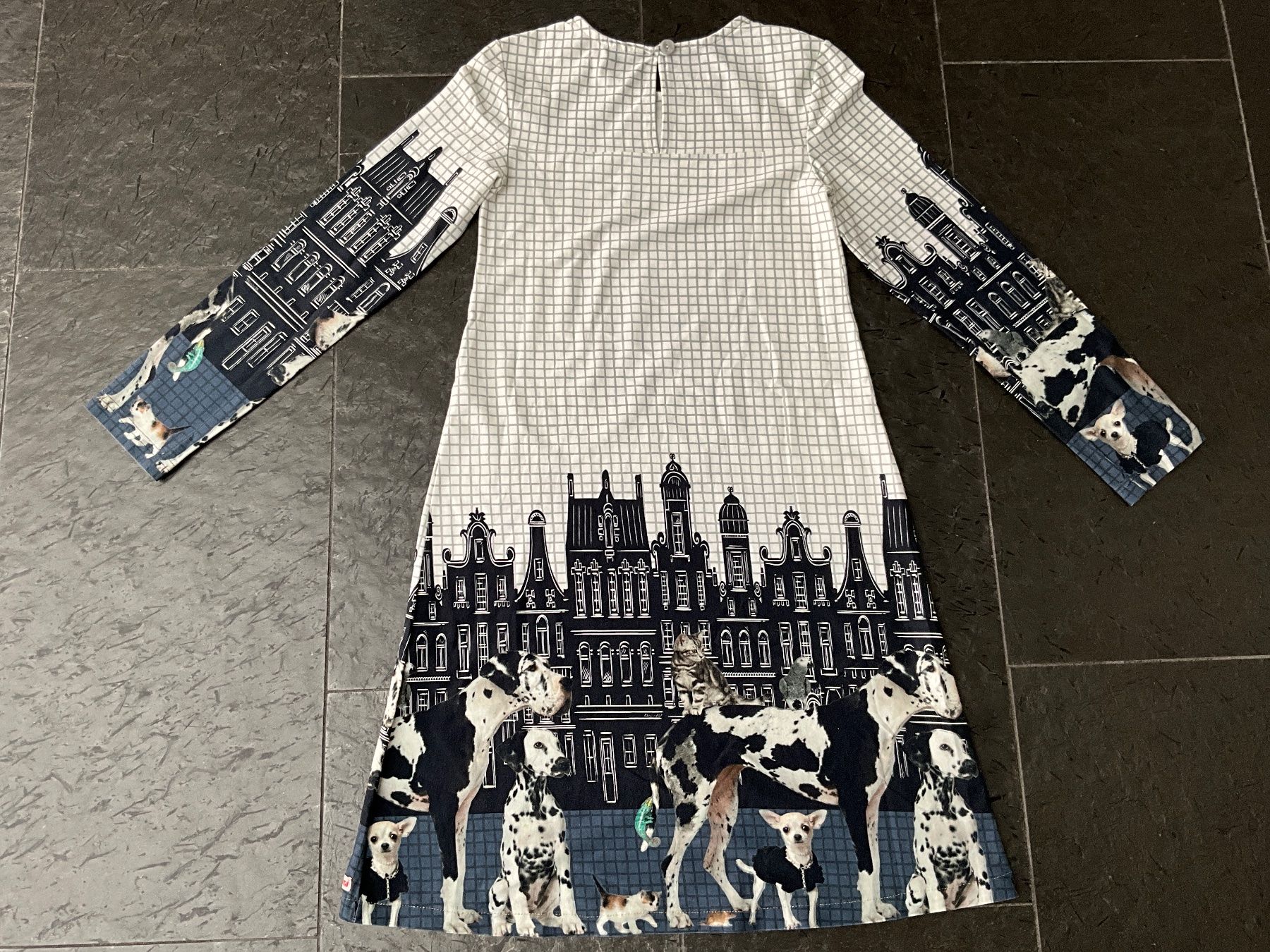 Vestiti & Gonne: Kleid, MUMAMI, Mädchen, sehr HERZIG! – Usato da Stäfa venduto da Rbeerli0 3