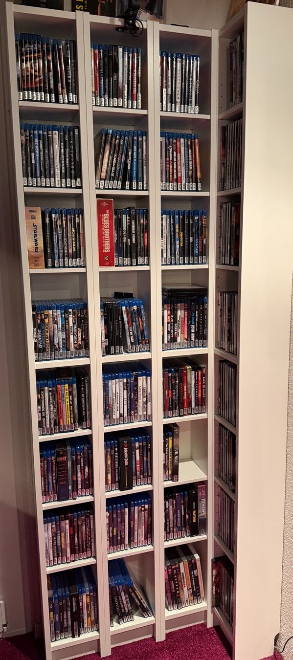 Tutti i DVDs: Film-Sammlung inkl. DVD Regale – Usato da Burgdorf venduto da maliku 1