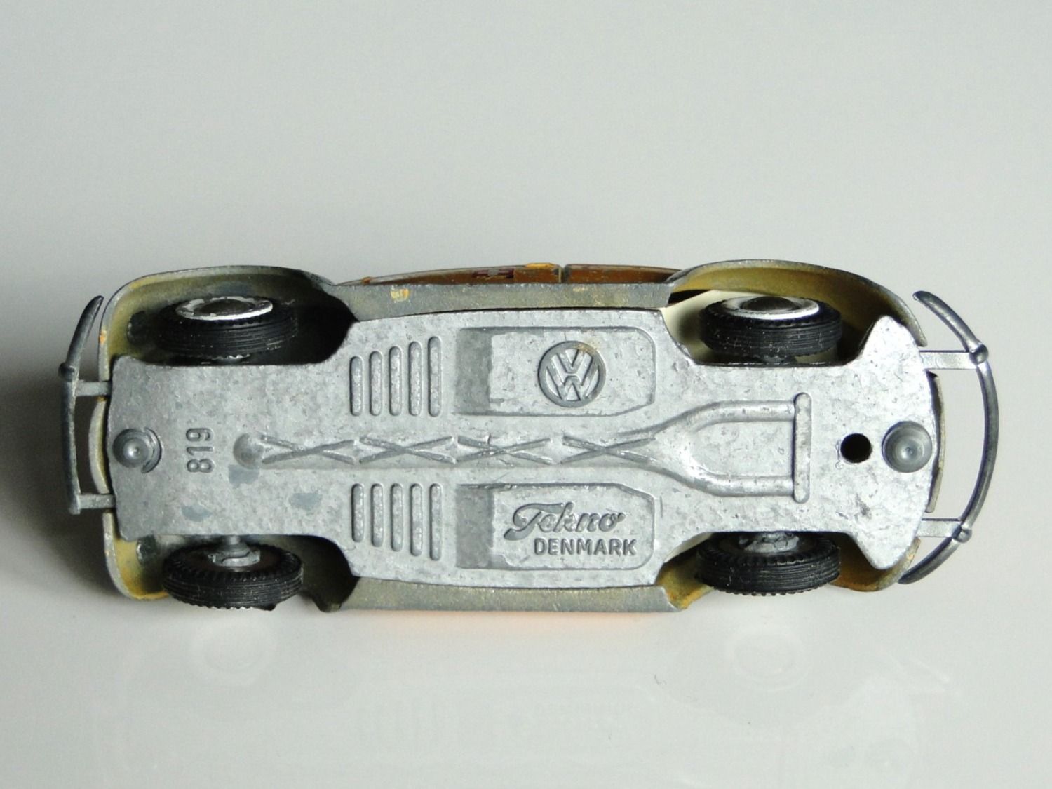 Tekno Modellautos: TEKNO - VW Volkswagen Käfer 1200 'PTT CH' – Gebraucht aus Killwangen von  6