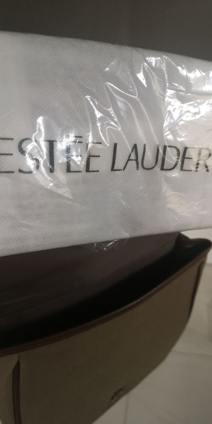 Estée Lauder Borse da donna: Estee Lauder Tasche  NEU  – Nuovo e nell'imballaggio originale da Widnau venduto da Schurlibua 1