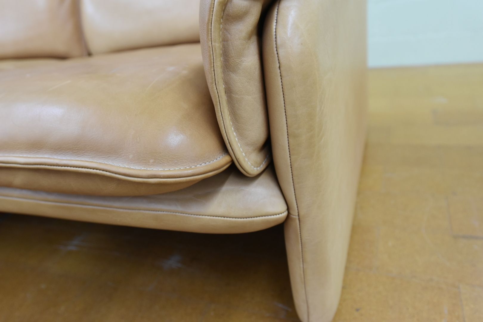 De Sede Divani: Designer Sofa De Sede DS61 aus Büffelleder – Usato da Lichtensteig venduto da Polsterwerk 4