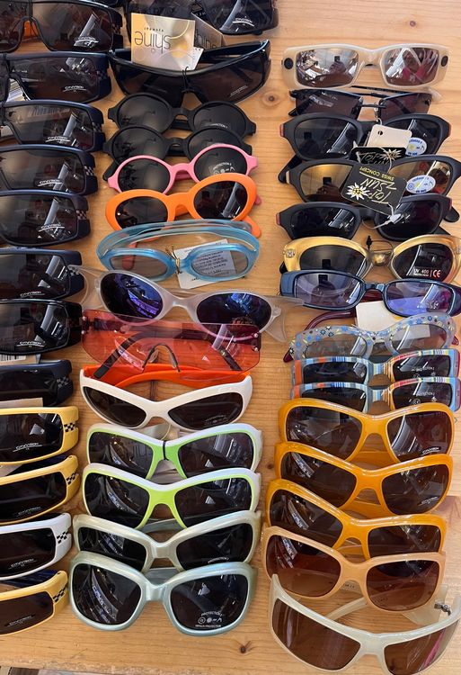 50 Kinder Sonnenbrillen 2